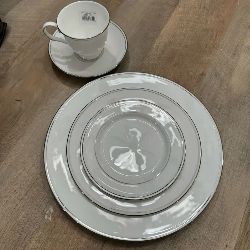 Lenox Federal Platinum 5 Piece Place Setting Fine Bone China